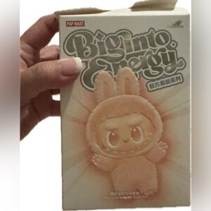 Labubu- Pop Mart Biginto Energy Bunny Figure